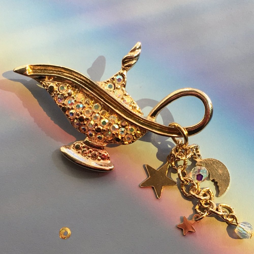 Kirks Folly Aladdin Genie Lamp AB Rhinestones Pave Moon Star Brooch Gold Tone